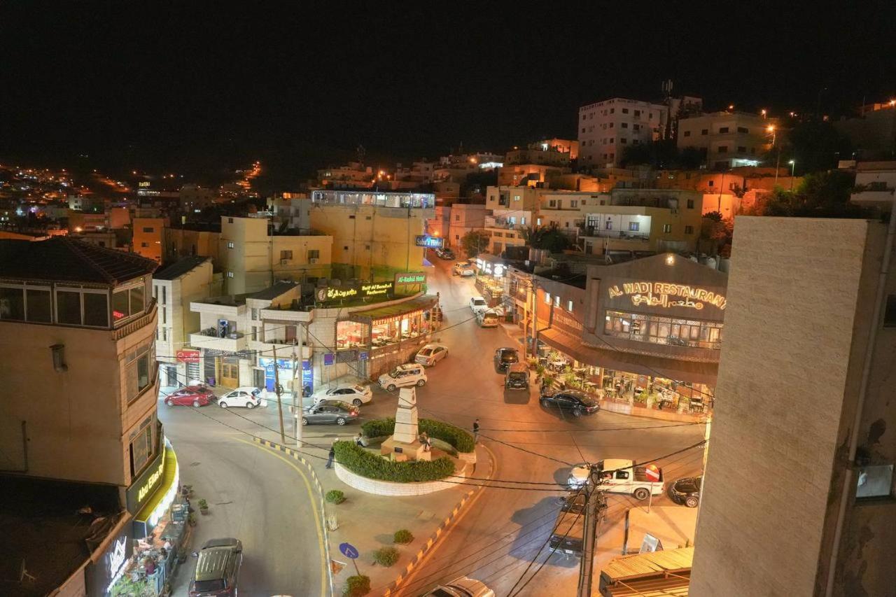 Raqeem Hotel Wadi Musa Exterior photo
